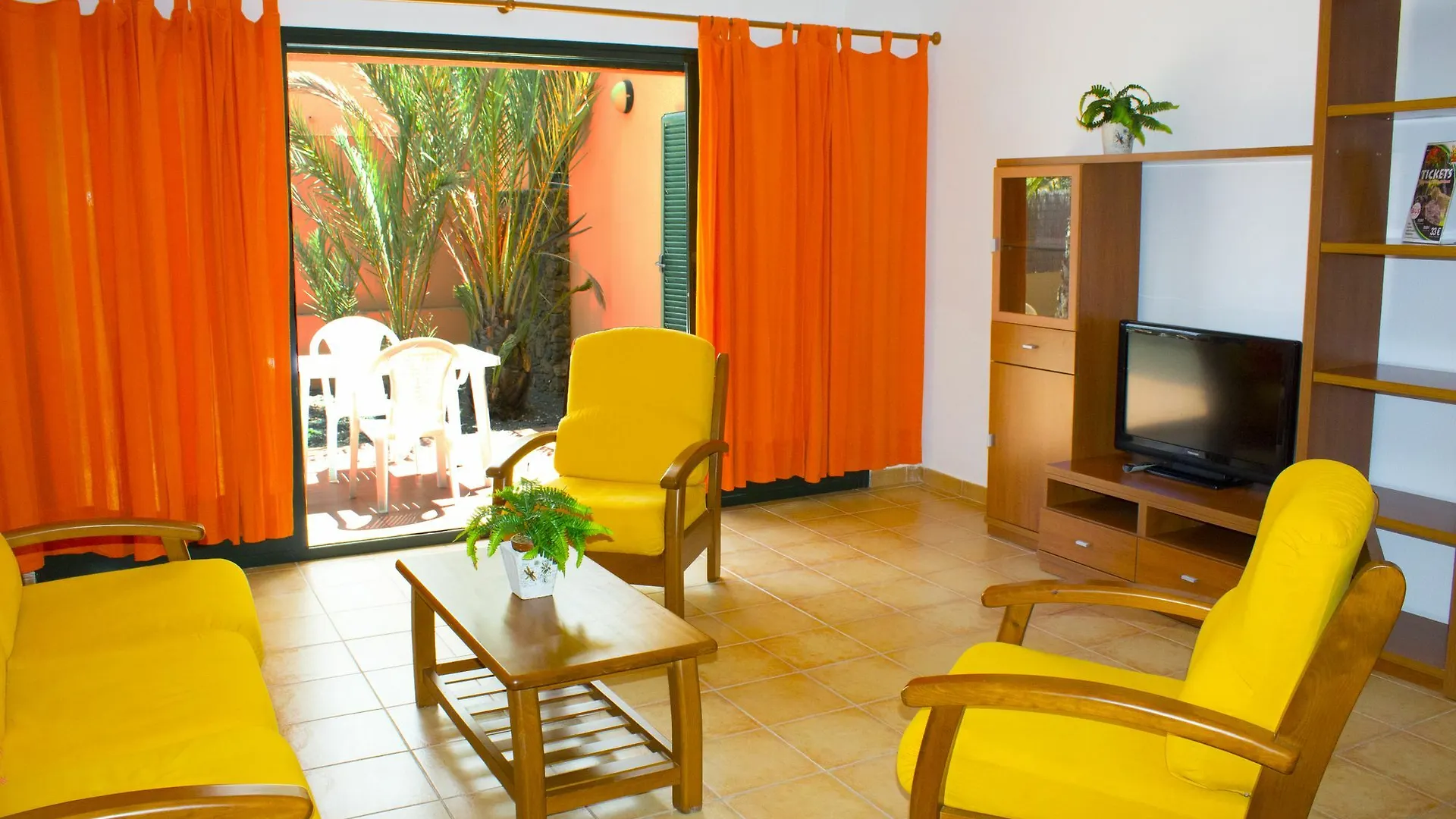 Hostel Volcanic Beach Corralejo Hotel